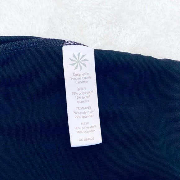 🌺Athleta Ankle-length Running Pants, Black/Grey - Picture 4 of 5